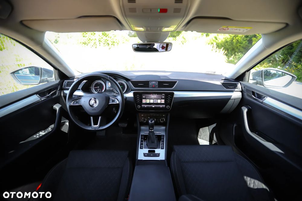 Skoda Superb 1.5 TSI Active DSG - 5