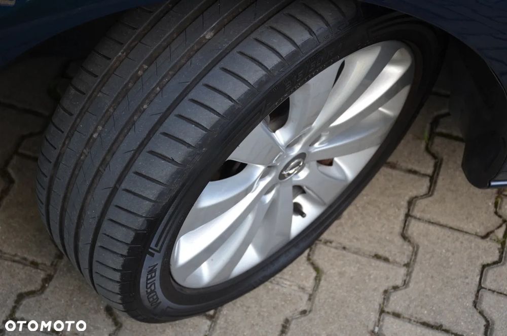 Opel Astra 1.4 T Cosmo - 19