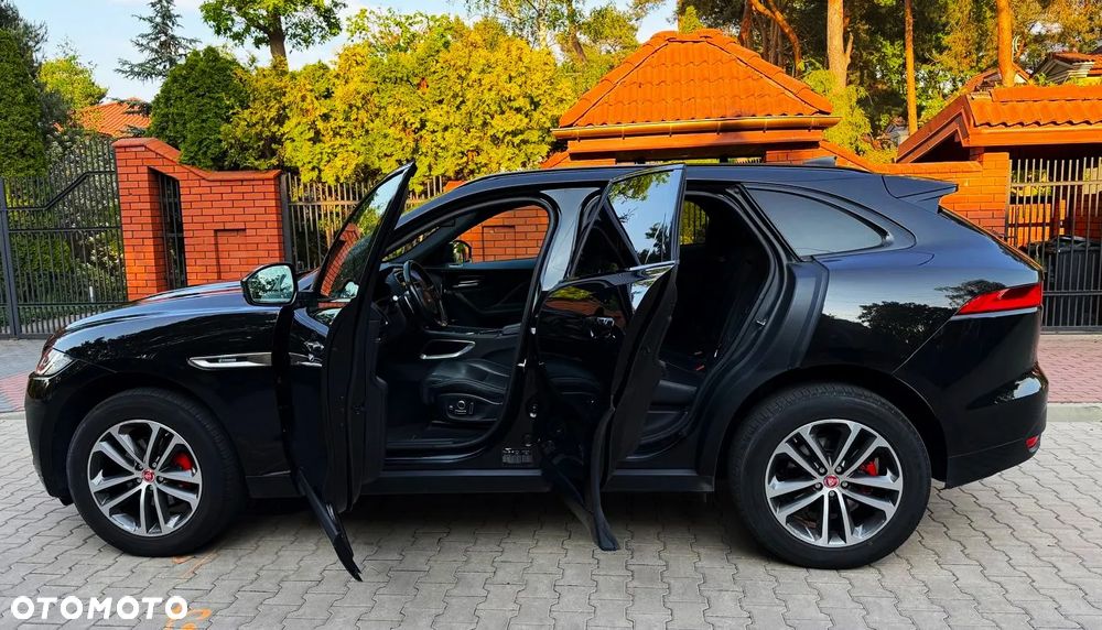 Jaguar F-Pace 2.0 i4P AWD R-Sport - 15