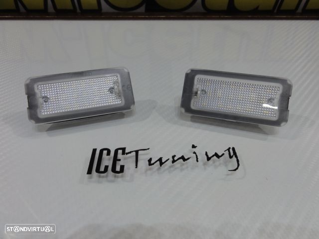 Suporte De Lâmpada De Matricula Com Led Branco Fiat 500 / 500 Abarth / 500 CABRIO 2007-2020 - 1
