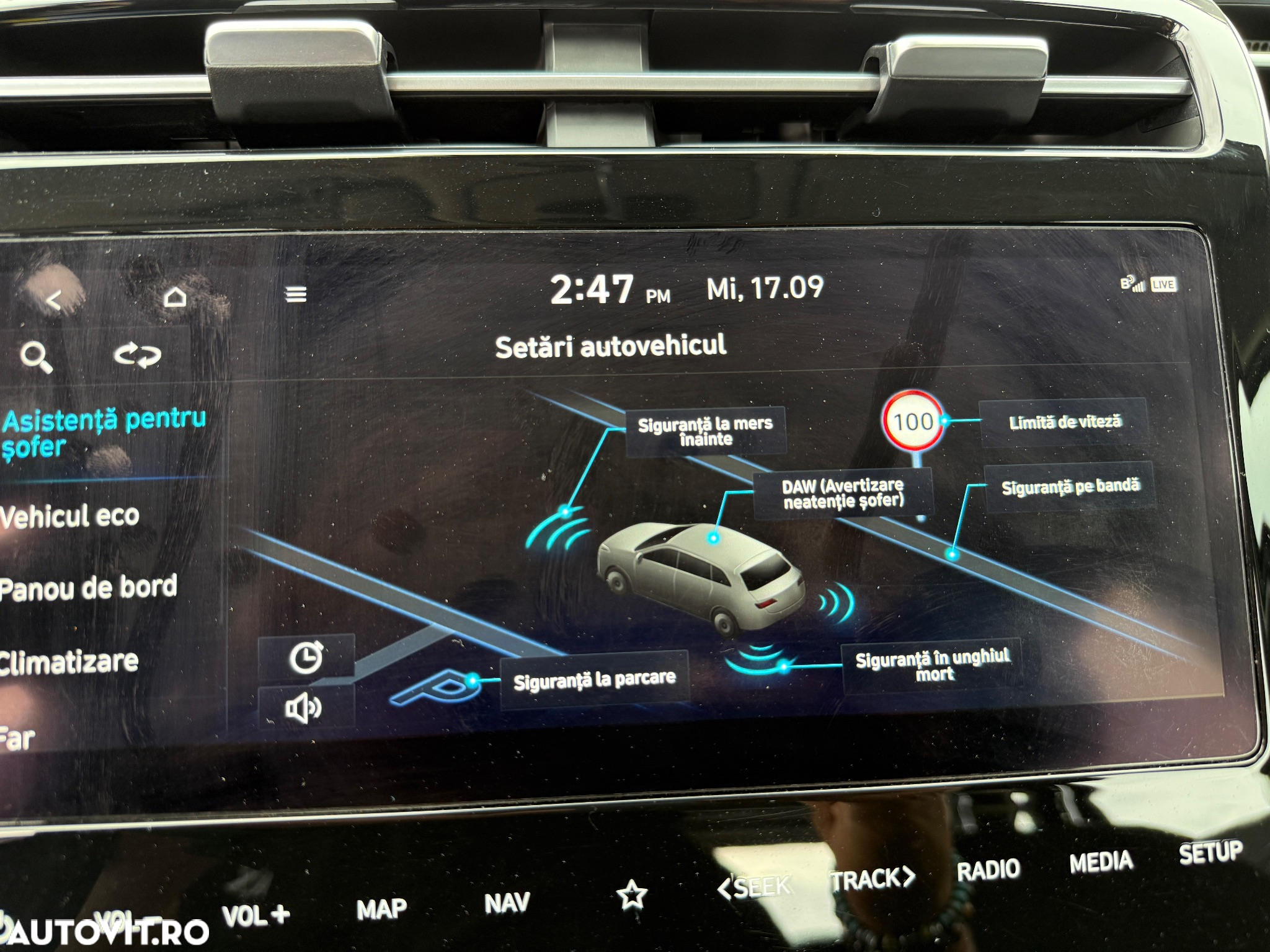 Hyundai Tucson 1.6 T-GDi HEV 2WD Select - 17