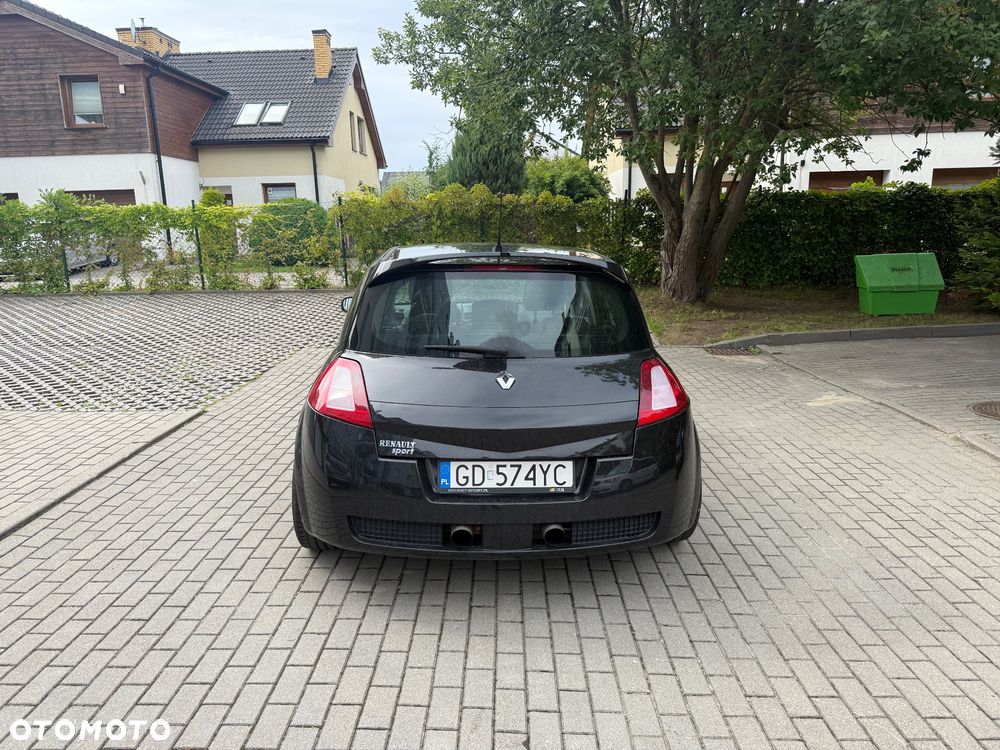Renault Megane 2.0 Sport - 6