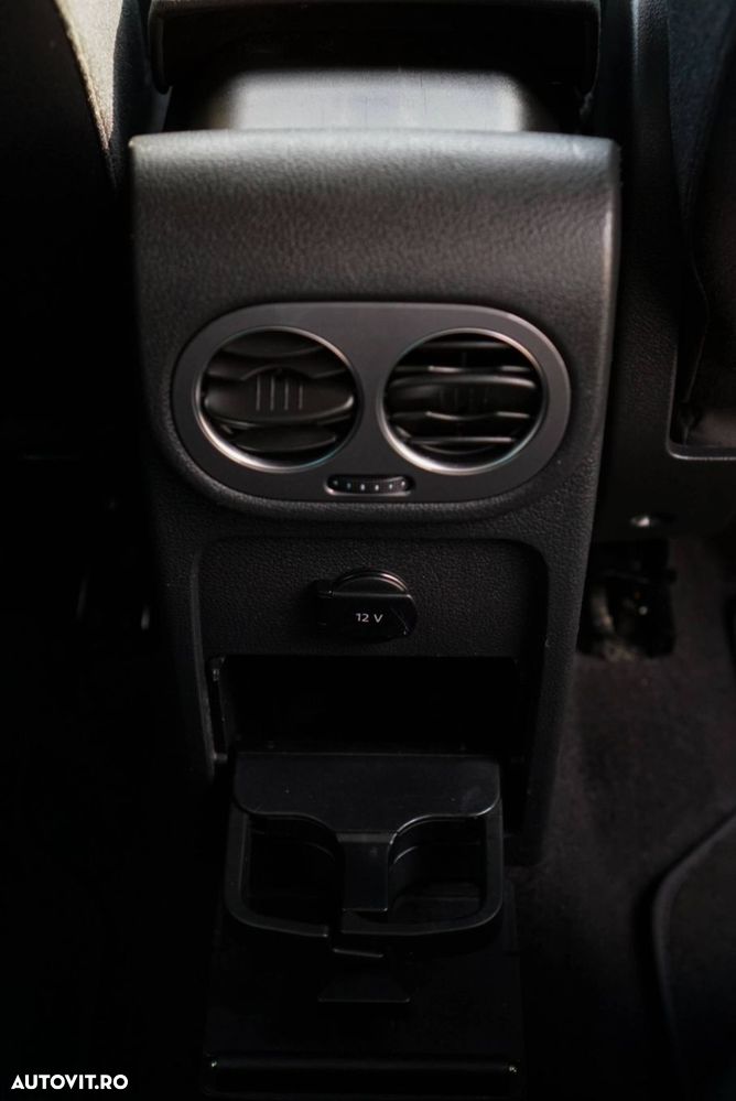 Volkswagen Tiguan - 17