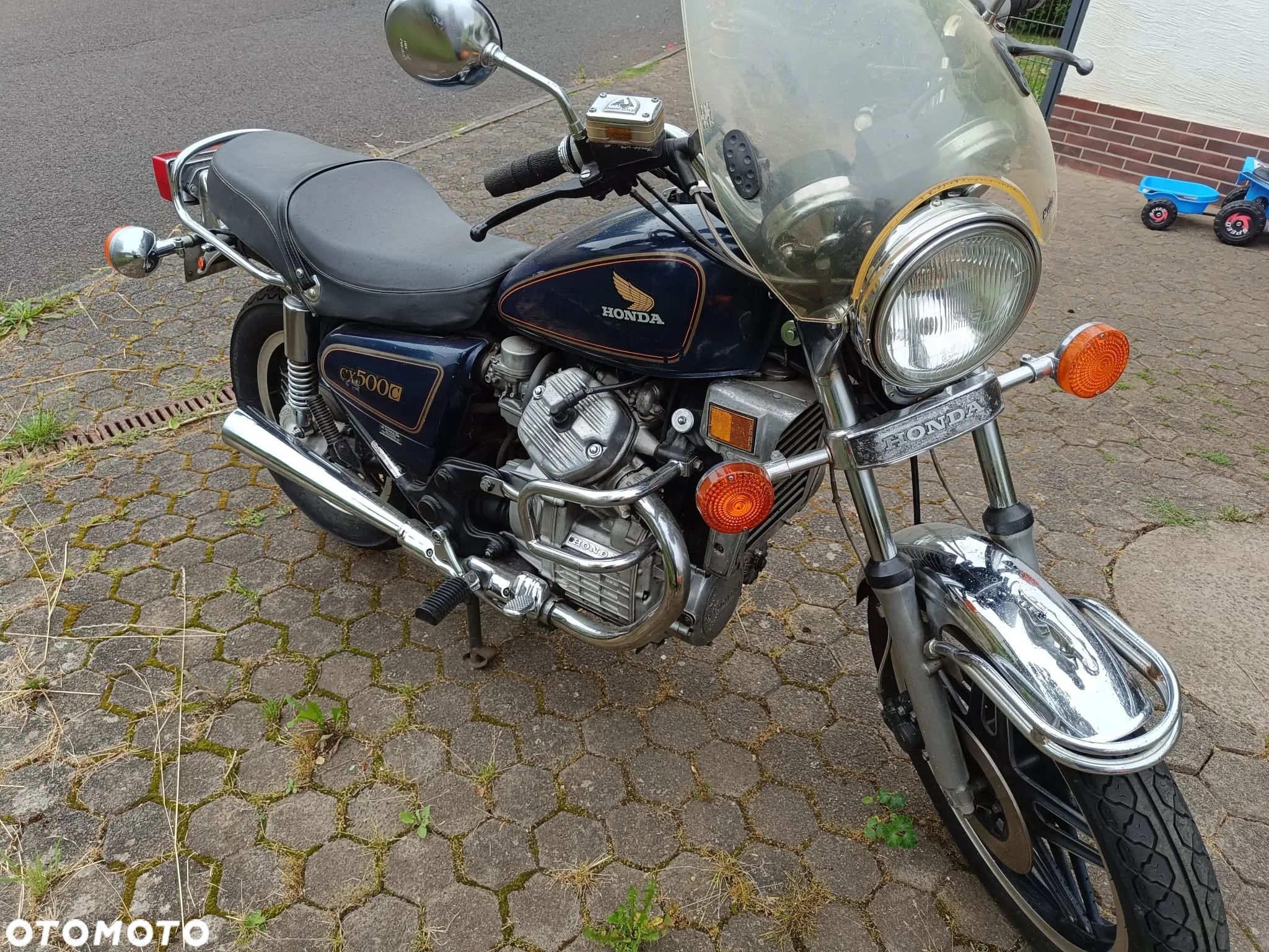 Honda CB - 1