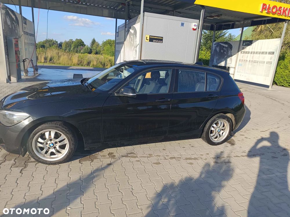 BMW Seria 1 116d - 4