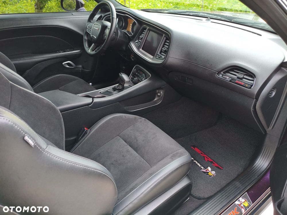 Dodge Challenger 6.4 Scat Pack - 15