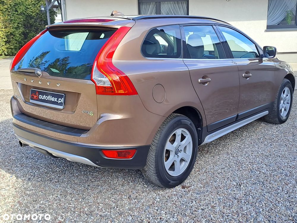 Volvo XC 60 - 4