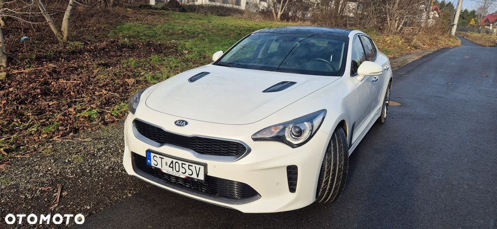 Kia Stinger 2.0 T-GDI L - 2