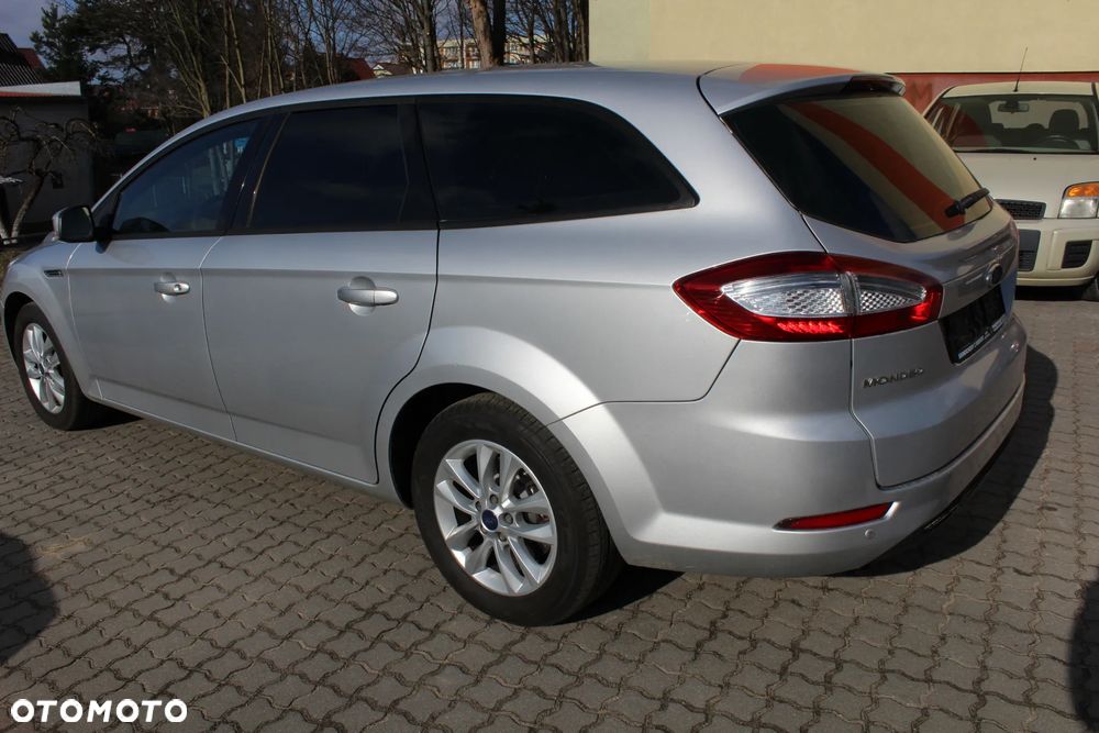 Ford Mondeo - 10