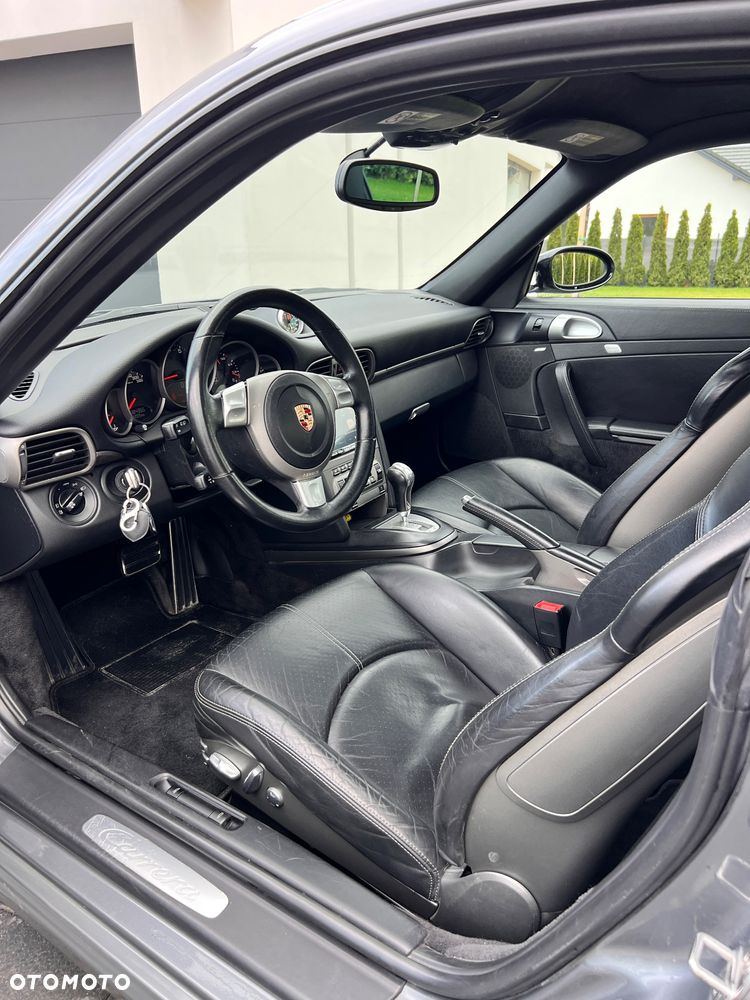 Porsche 911 - 28