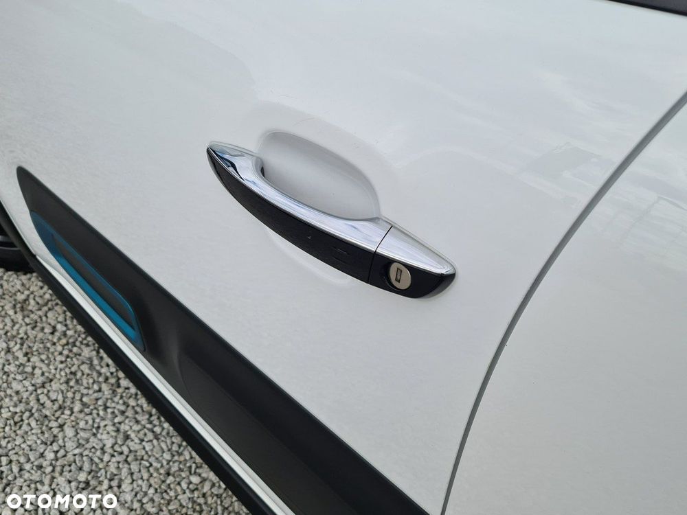 Citroën C3 1.2 PureTech Shine - 29