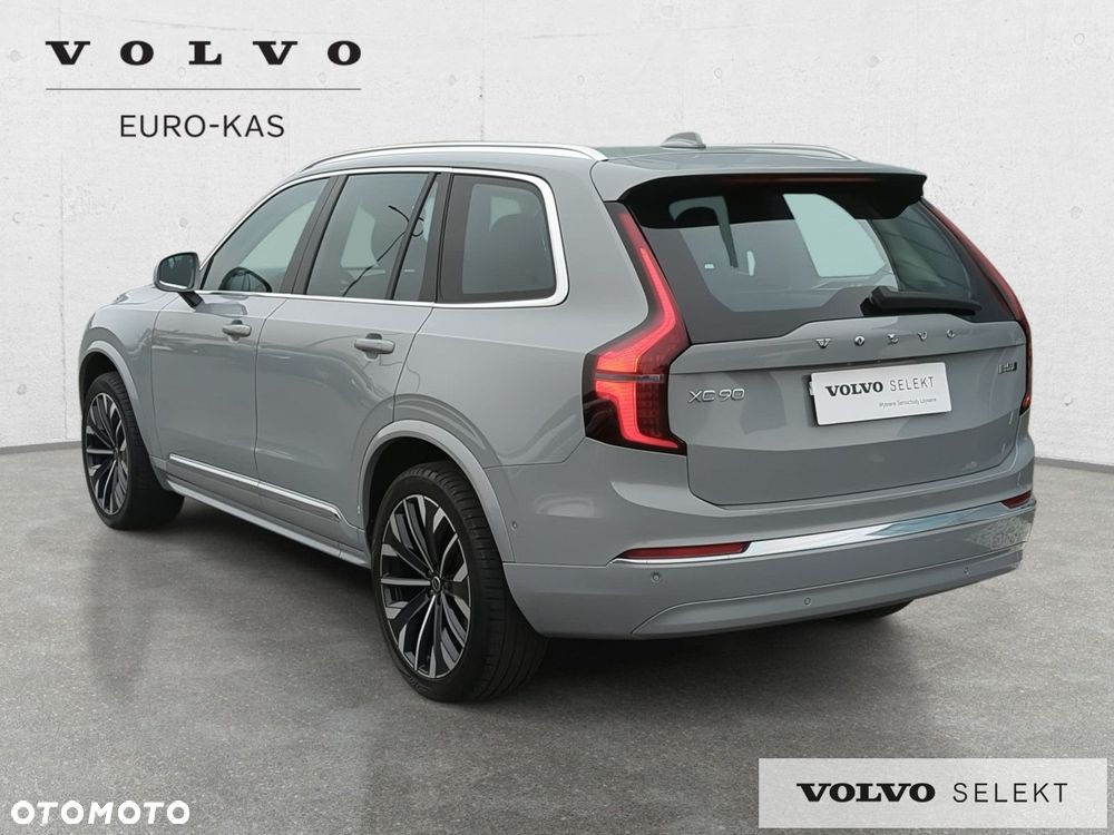 Volvo XC 90 - 9