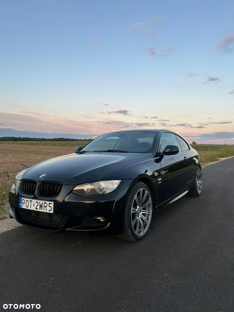 BMW Seria 3 335i xDrive Coupe - 2