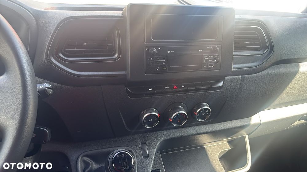Renault Master - 16