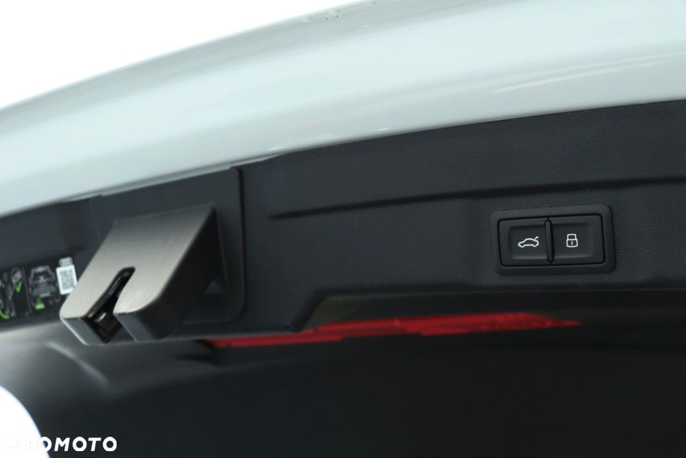Audi A5 Limousine - 8