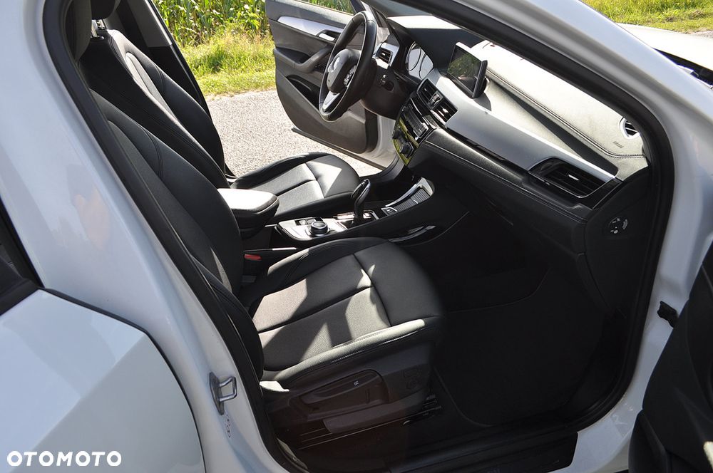 BMW X2 sDrive16d - 19