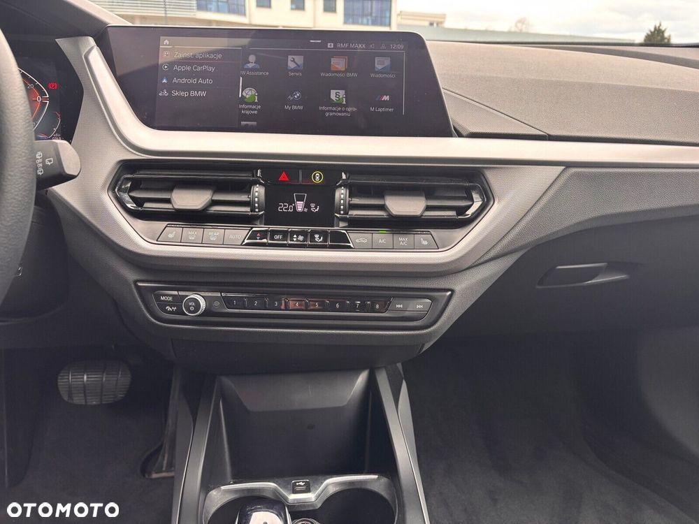 BMW Seria 1 118i Advantage - 23