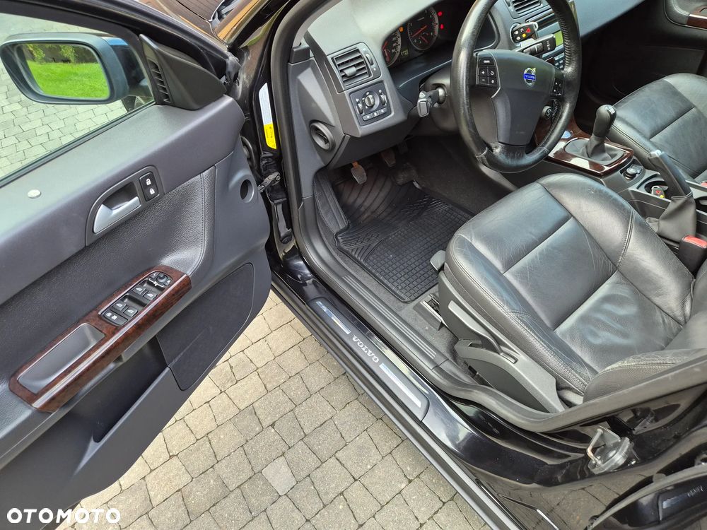 Volvo V50 - 15