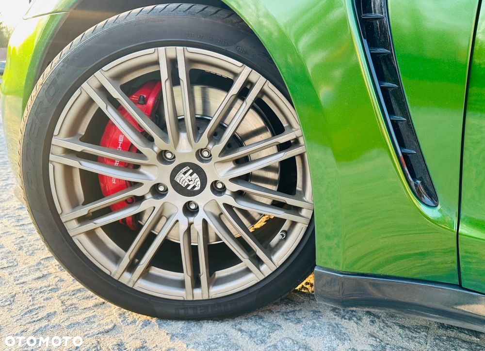 Porsche Panamera Turbo Executive PDK - 10