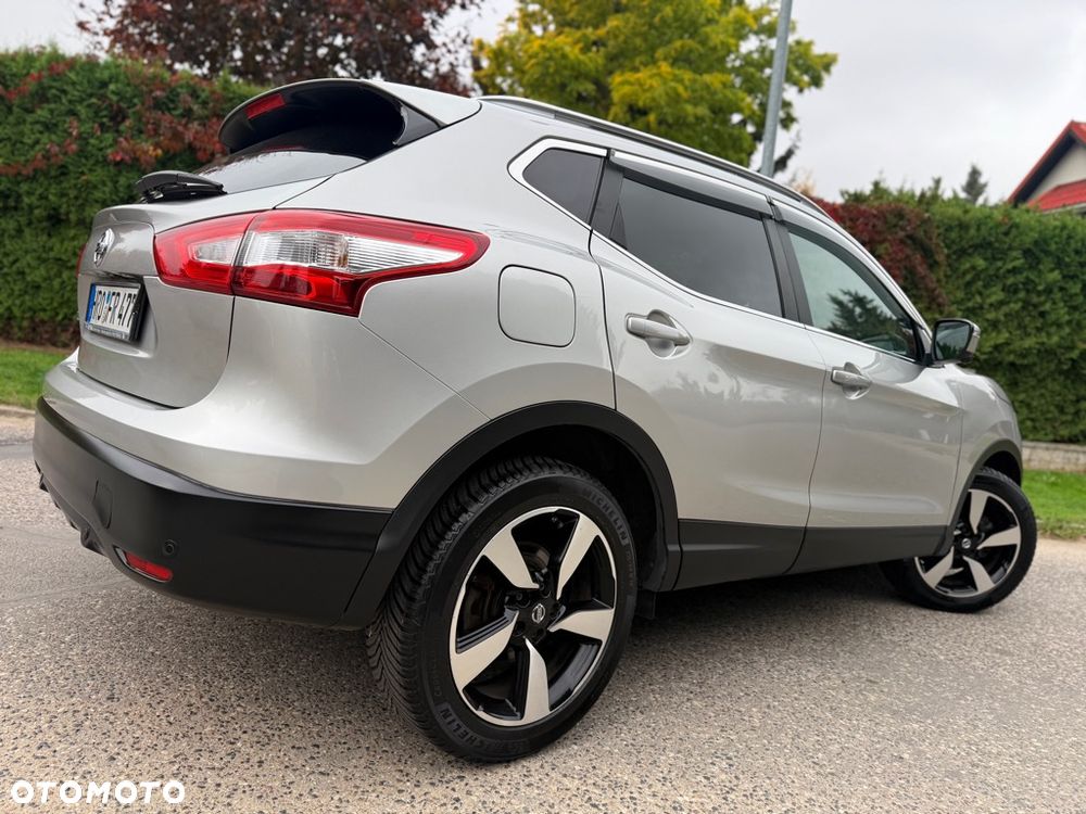 Nissan Qashqai 1.2 DIG-T Xtronic 360 - 4
