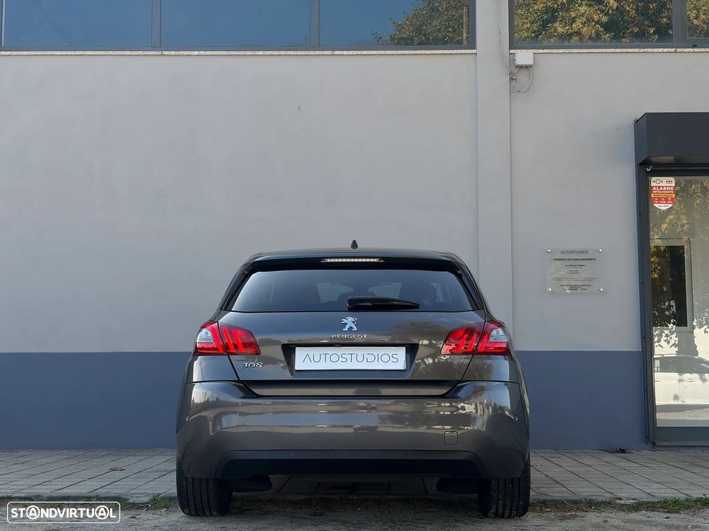 Peugeot 308 PureTech 130 GPF EAT8 Stop & Start Tech Edition - 19