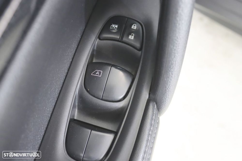 Nissan X-Trail 1.7 dCi Bussiness Edition 7L - 18