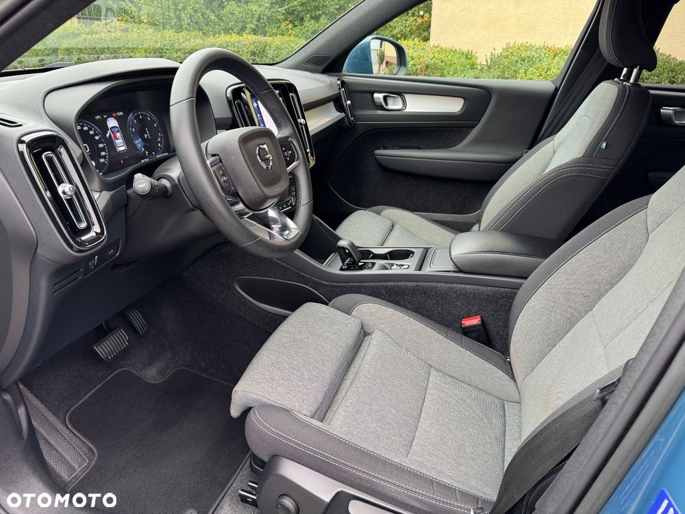 Volvo XC 40 T2 Core - 13