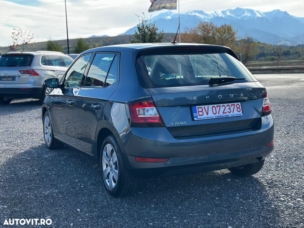 Skoda Fabia 1.0 TSI Ambition - 4
