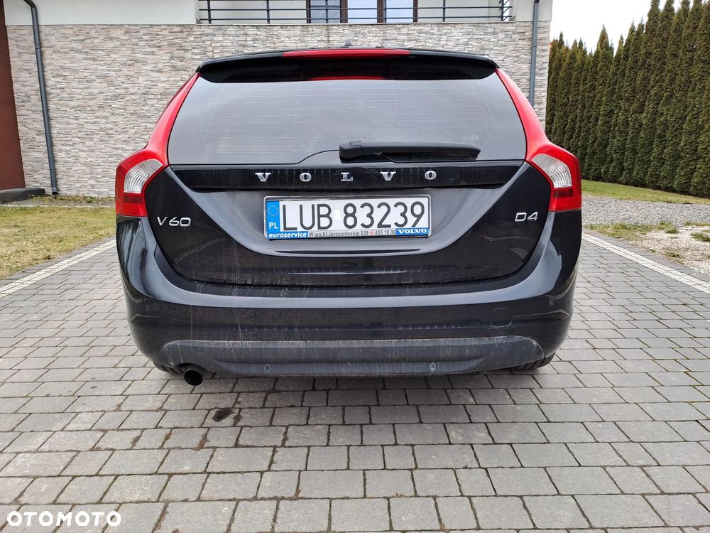 Volvo V60 - 11