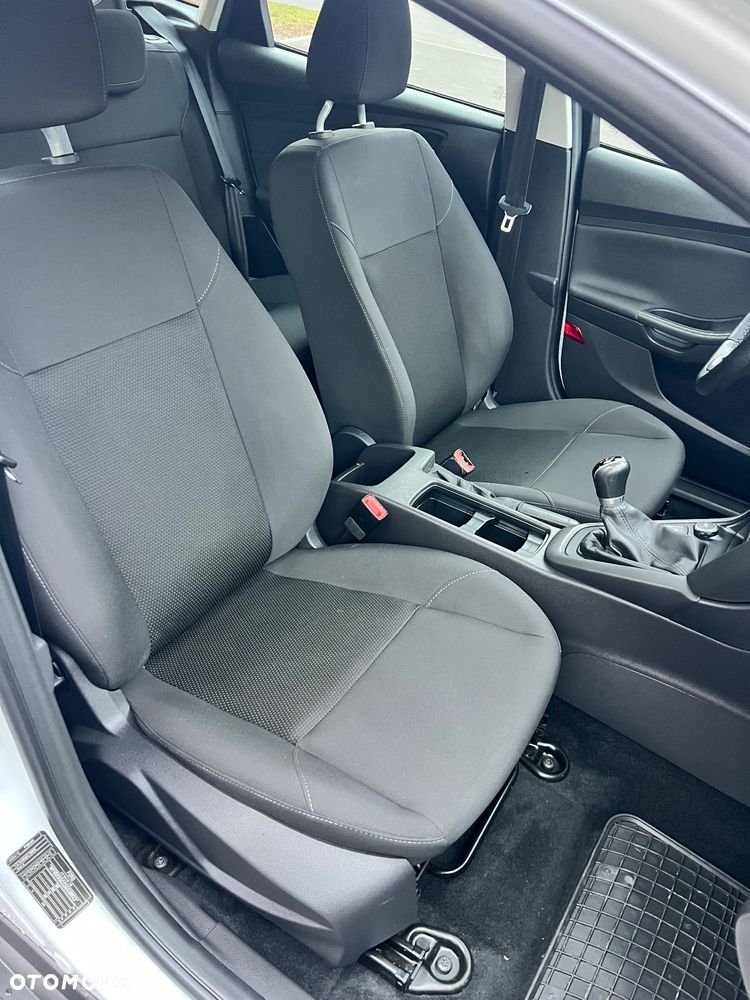 Ford Focus 1.0 EcoBoost Trend - 13