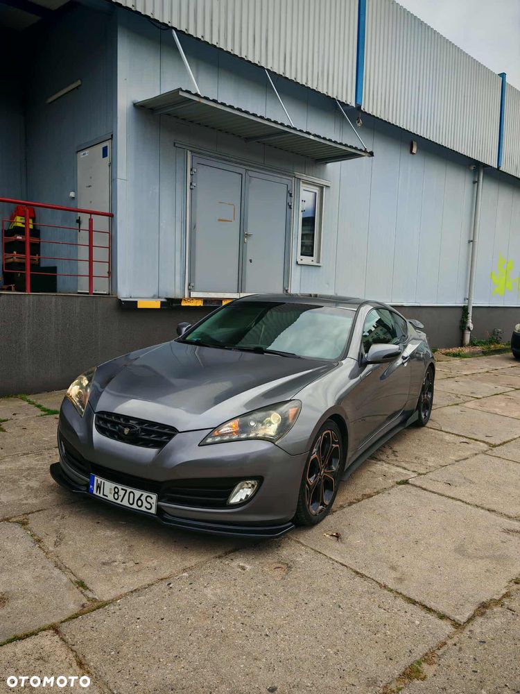 Hyundai Genesis Coupe 3.8 V6 - 6