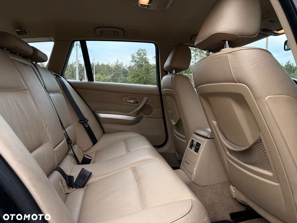BMW Seria 3 - 18
