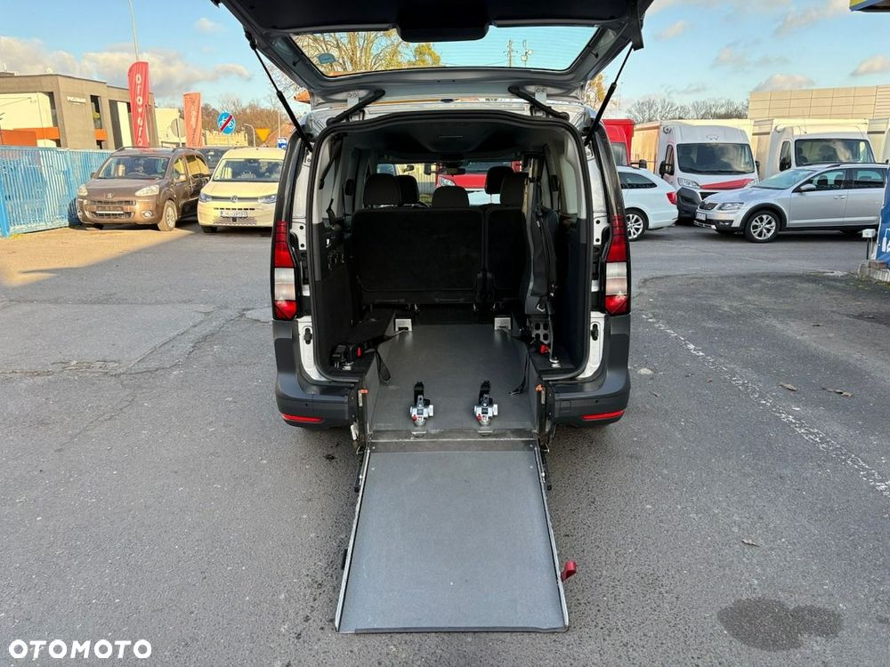 Volkswagen Caddy 2022 photo 2