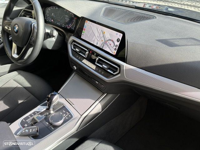 BMW 318 d Ultimate Auto - 17