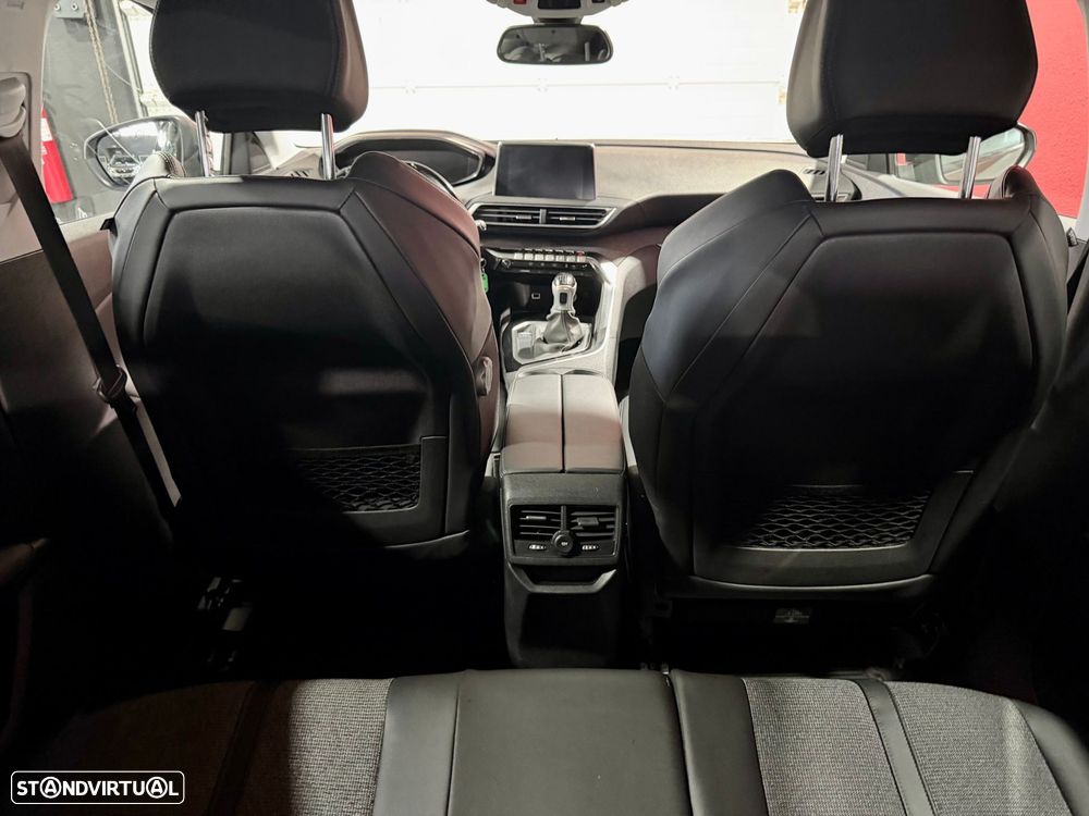 Peugeot 3008 - 44