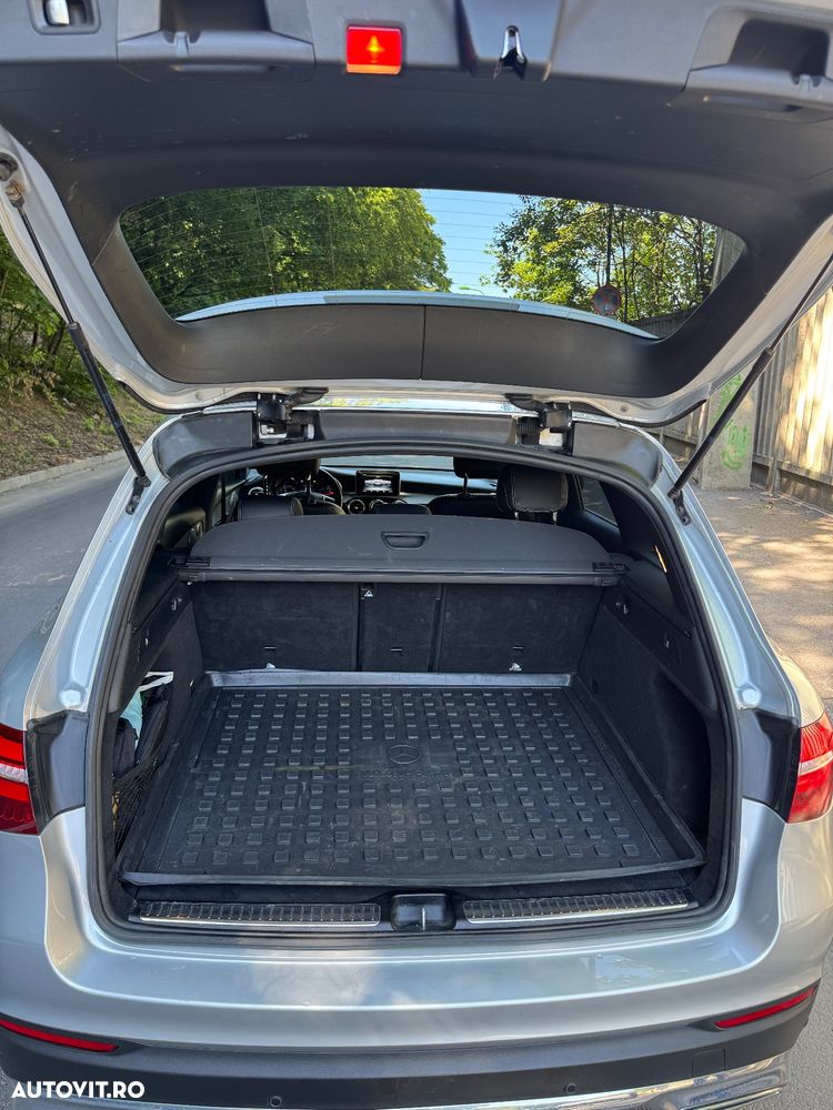 Mercedes-Benz GLC 250 d 4Matic 9G-TRONIC AMG Line - 10