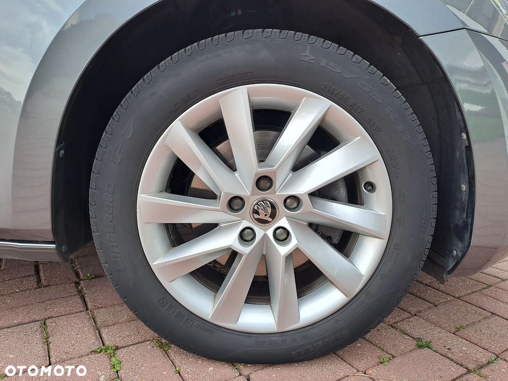 Skoda Superb 2.0 TDI SCR Ambition DSG - 3