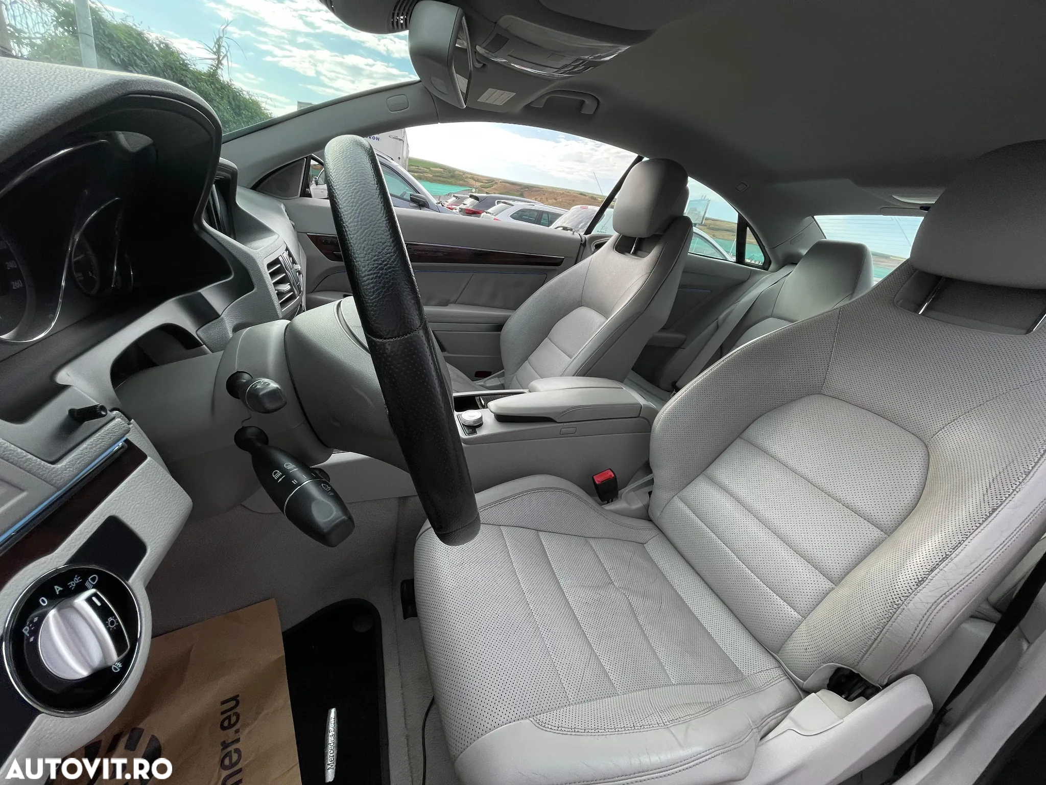 Mercedes-Benz E 250 CDI 4Matic 7G-TRONIC Elegance - 11
