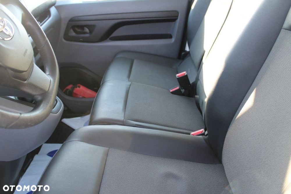 Toyota ProAce - 19