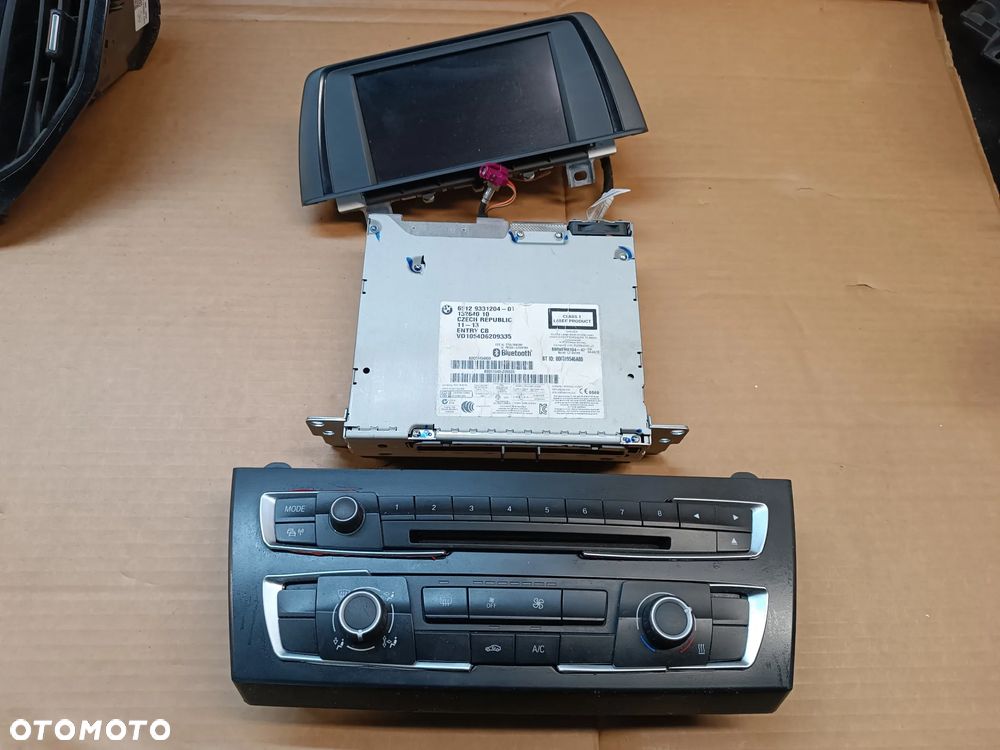 RADIO NAWIGACJA GPS WYŚWIETLACZ BLUETOOTH BMW F20 - 1