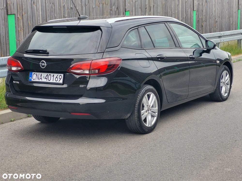 Opel Astra 1.6 CDTI Sport - 19