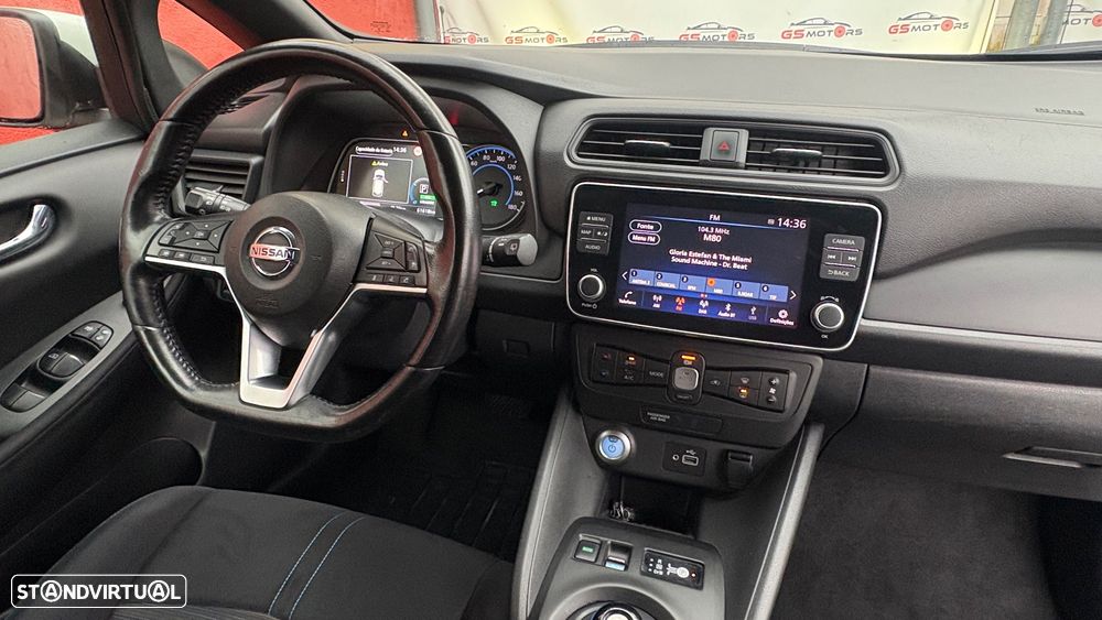 Nissan Leaf N-Connecta - 12