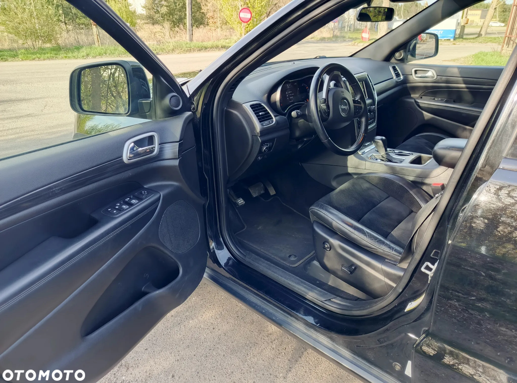 Jeep Grand Cherokee 3.6 V6 Laredo - 8