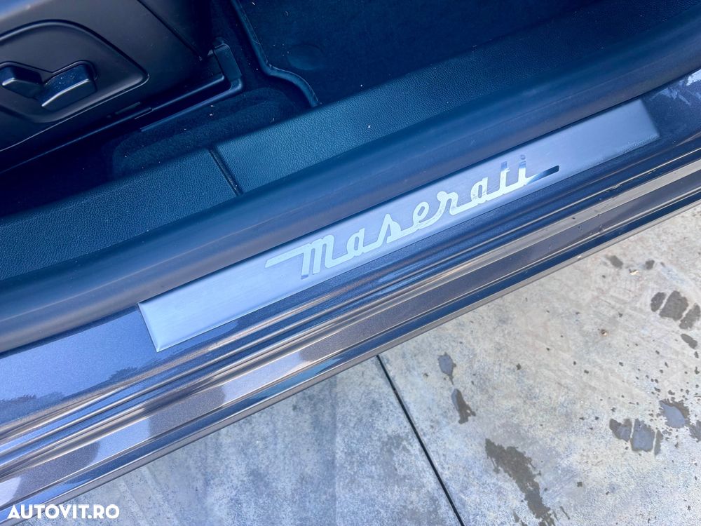 Maserati Ghibli Diesel GranSport - 11