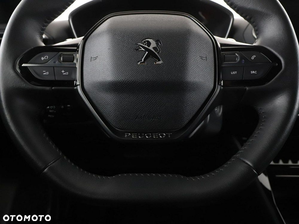 Peugeot 2008 1.5 BlueHDi Allure S&S EAT8 - 22