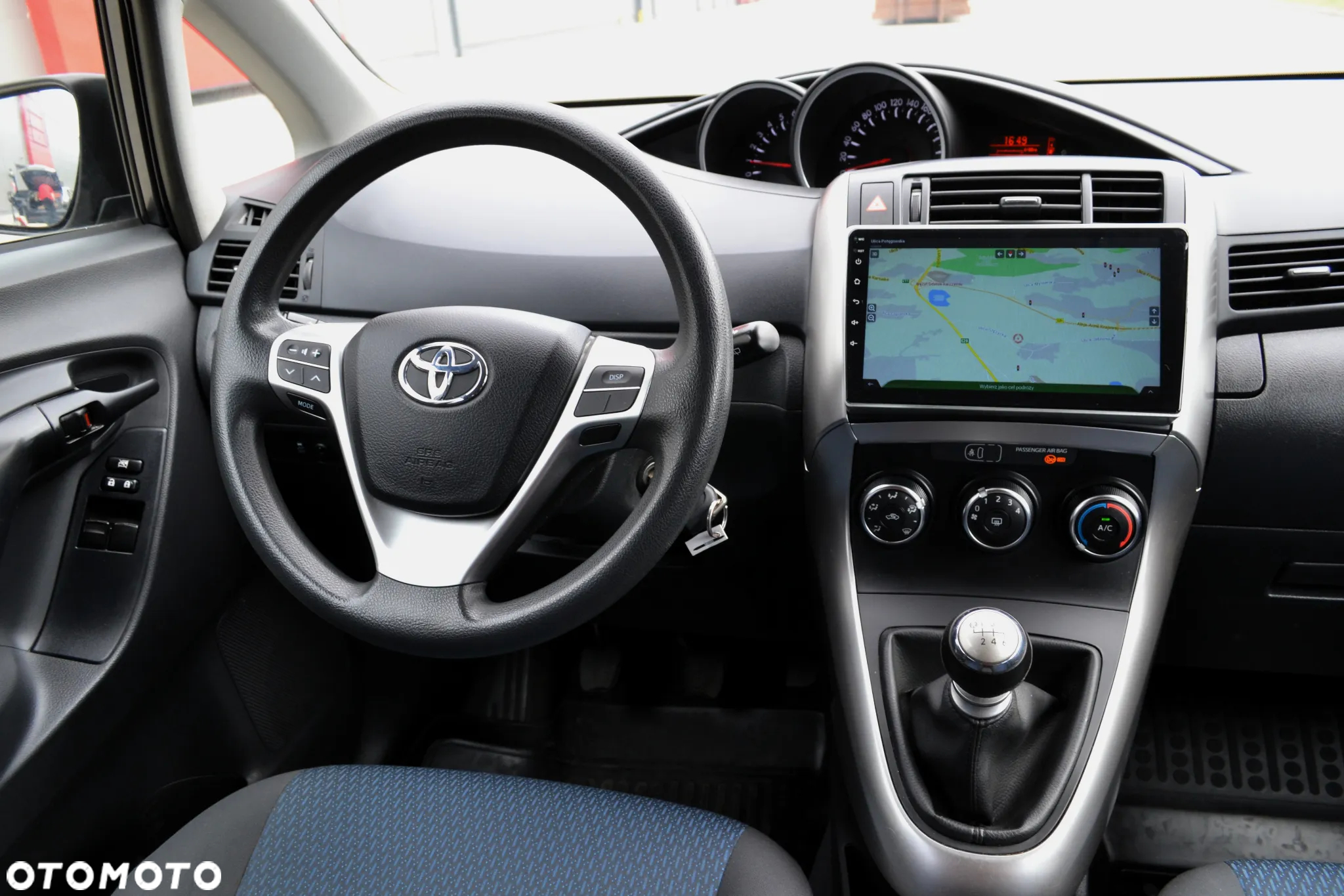 Toyota Verso 1.6 Luna - 9