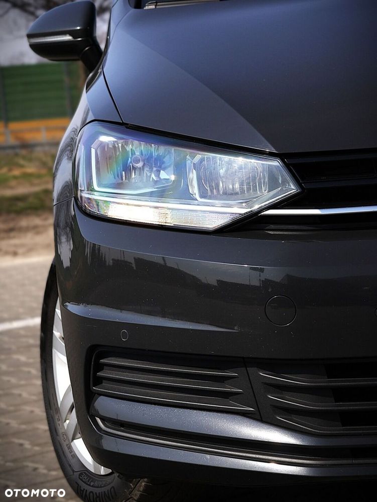 Volkswagen Touran 1.5 TSI EVO Comfortline - 17