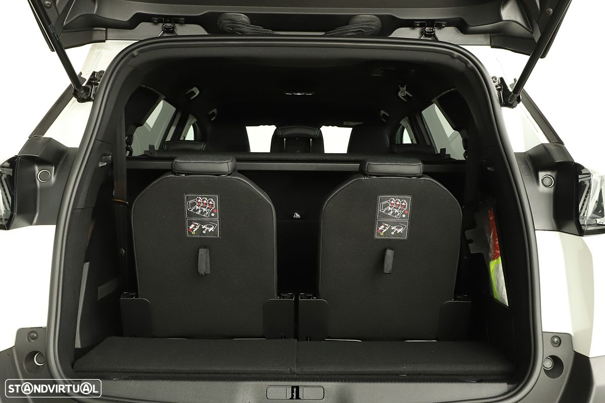 Peugeot 5008 1.2 PureTech Allure Pack EAT8 - 24