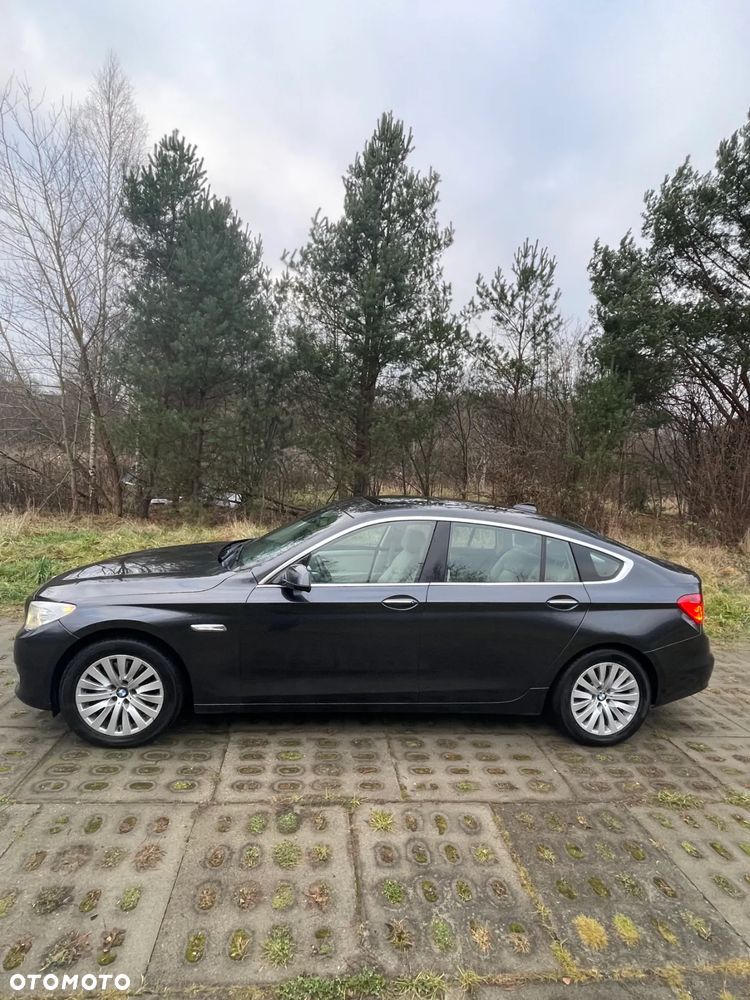 BMW 5GT - 3