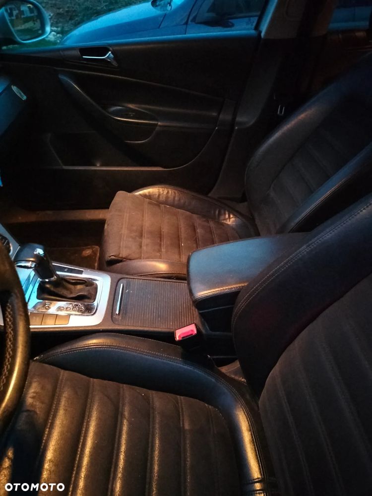 Volkswagen Passat 2.0 TDI Comfortline DSG - 13